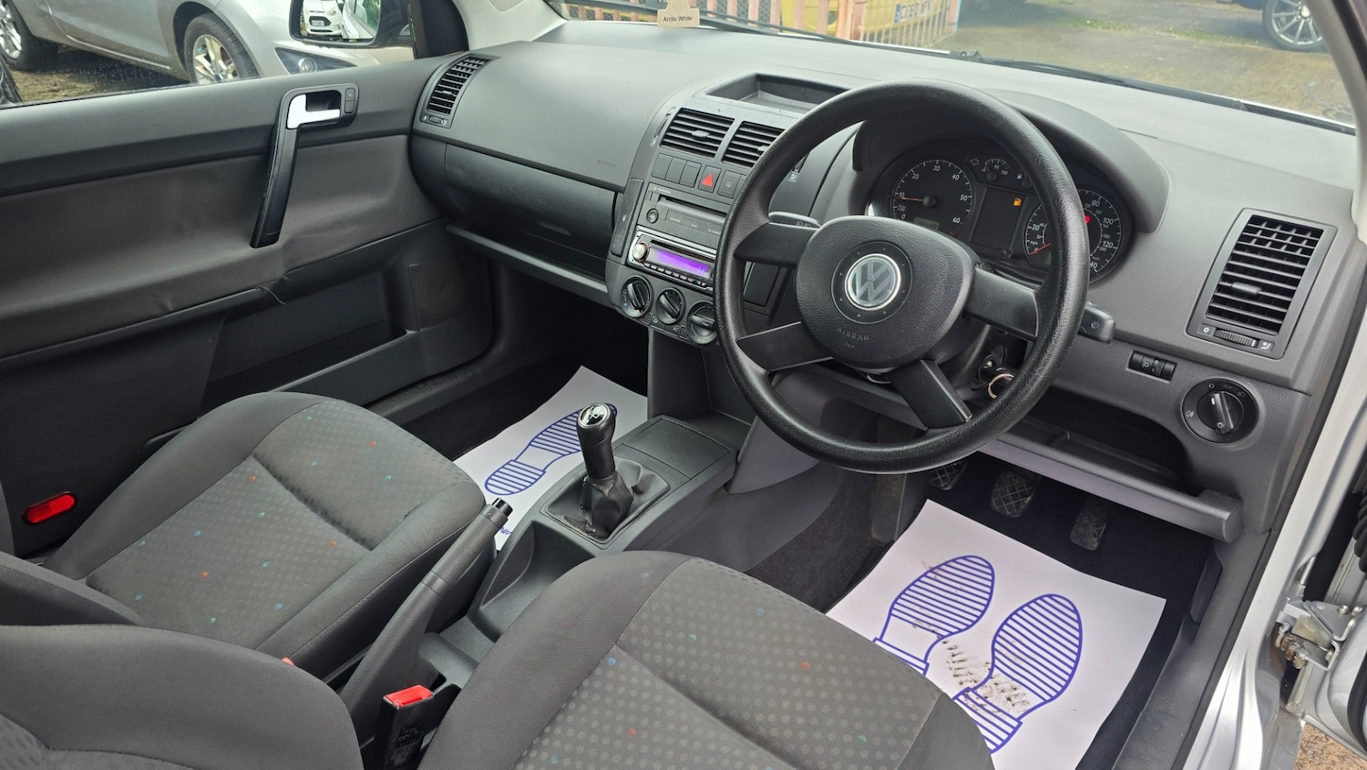 Used Volkswagen Polo 2005 for sale - 76352180: Photo 14