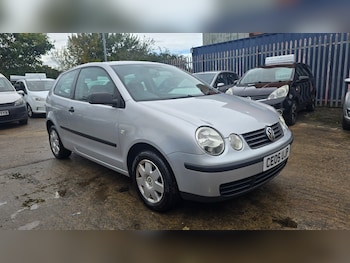 Used Volkswagen Polo 2005 for sale - 76352180: Photo