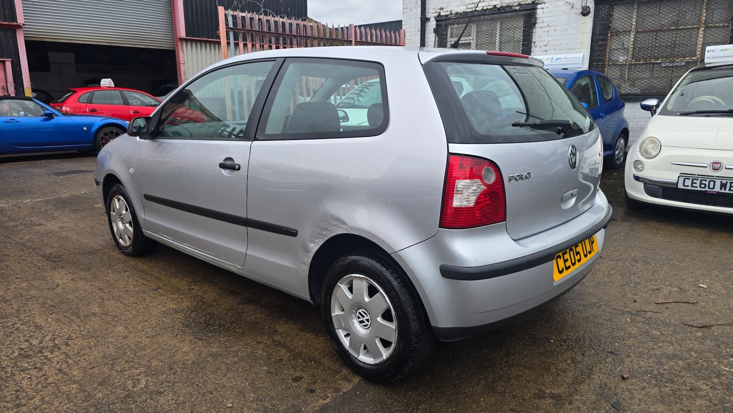 Used Volkswagen Polo 2005 for sale - 76352180: Photo 3