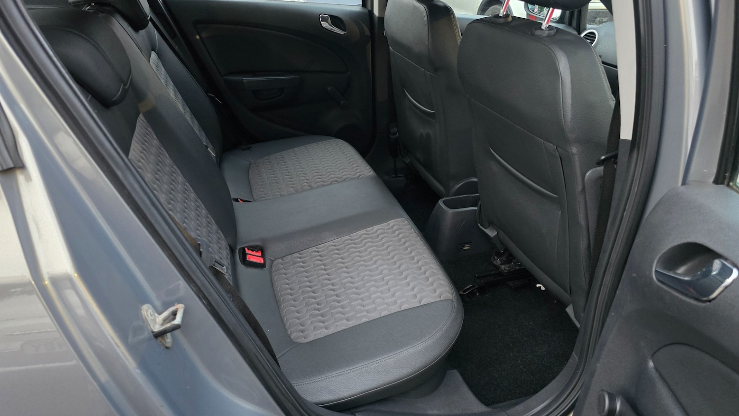 Used Vauxhall Corsa 2011 for sale - 77682261: Photo 14