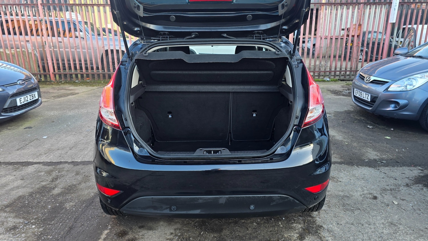 Used Ford Fiesta 2013 for sale - 77682276: Photo 9