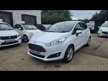 2013 (63) - 1.25 82 Zetec 5dr