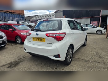 Used Toyota Yaris 2020 for sale - 79124320: Photo