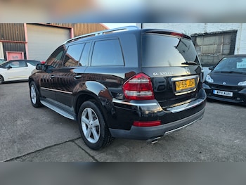 Used Mercedes-Benz GL Class 2006 for sale - 77945785: Photo