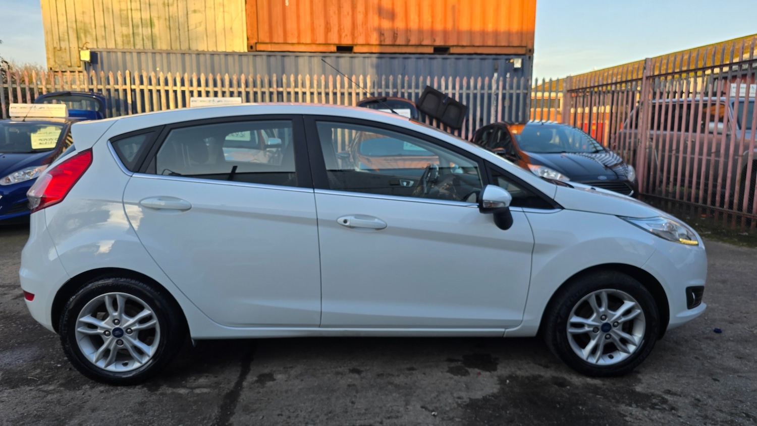 Used Ford Fiesta 2017 for sale - 77708535: Photo 3