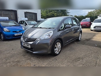 Used Honda Jazz 2011 for sale - 75980814: Photo