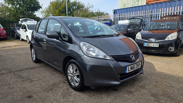 Used Honda Jazz 2011 for sale - 75980814: Photo 2