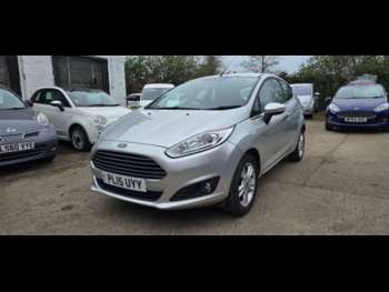 2015 (15) - 1.25 82 Zetec 3dr