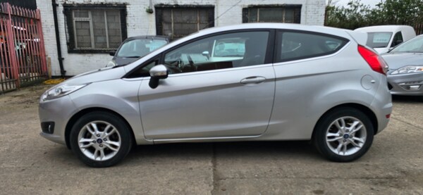 Used Ford Fiesta 2015 for sale - 74803866: Photo 6