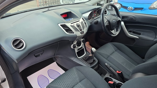 Used Ford Fiesta 2010 for sale - 76263438: Photo 10