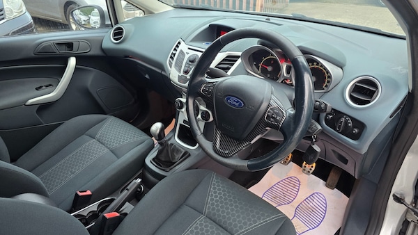 Used Ford Fiesta 2010 for sale - 76263438: Photo 14