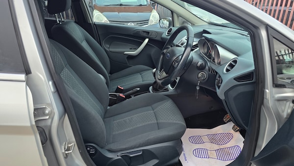 Used Ford Fiesta 2010 for sale - 76263438: Photo 15