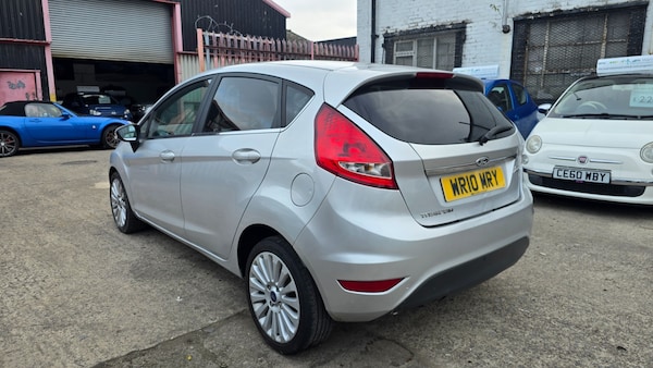 Used Ford Fiesta 2010 for sale - 76263438: Photo 3