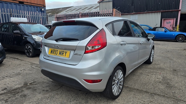 Used Ford Fiesta 2010 for sale - 76263438: Photo 4