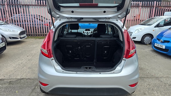 Used Ford Fiesta 2010 for sale - 76263438: Photo 9