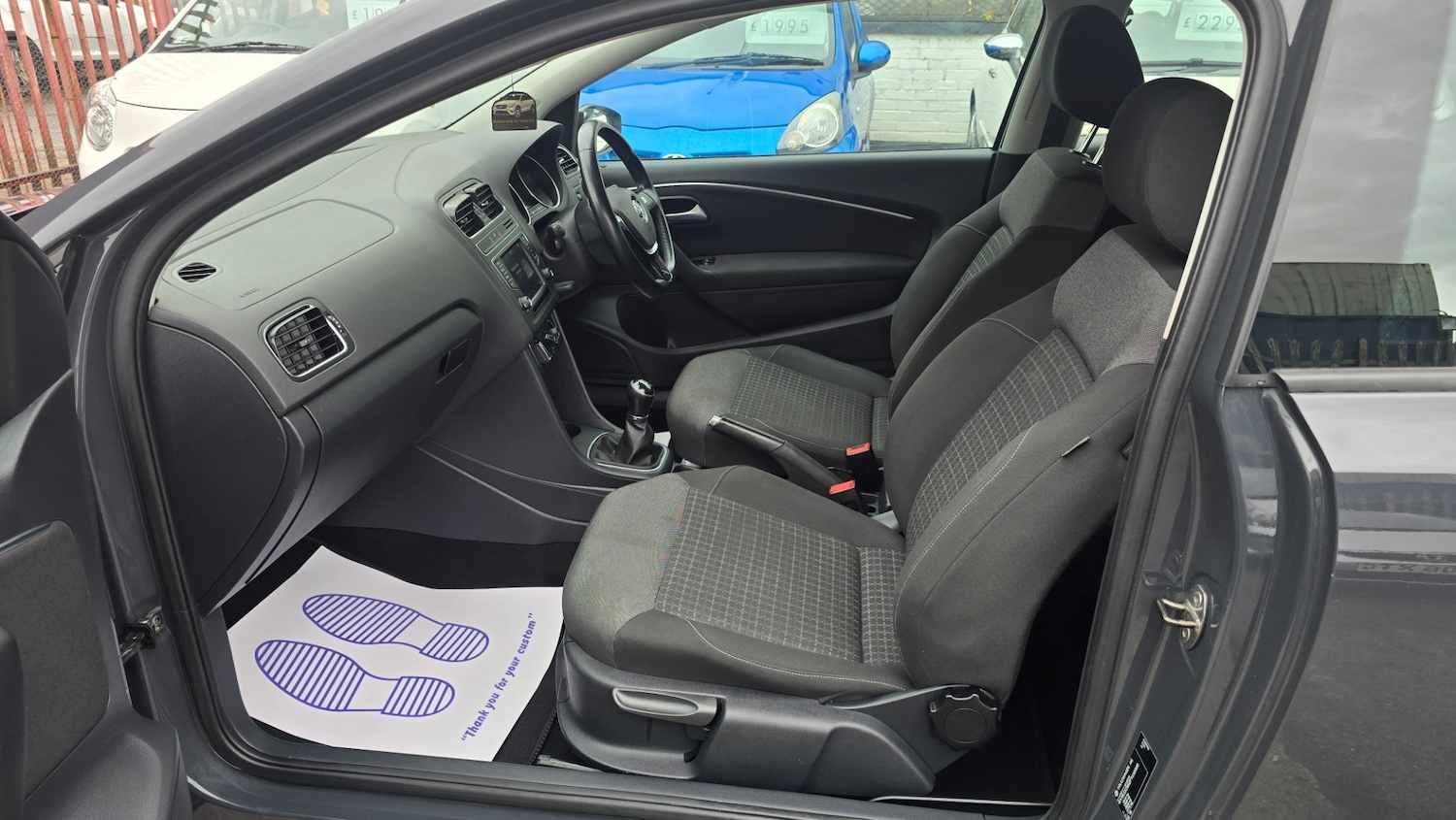 Used Volkswagen Polo 2015 for sale - 76412640: Photo 12