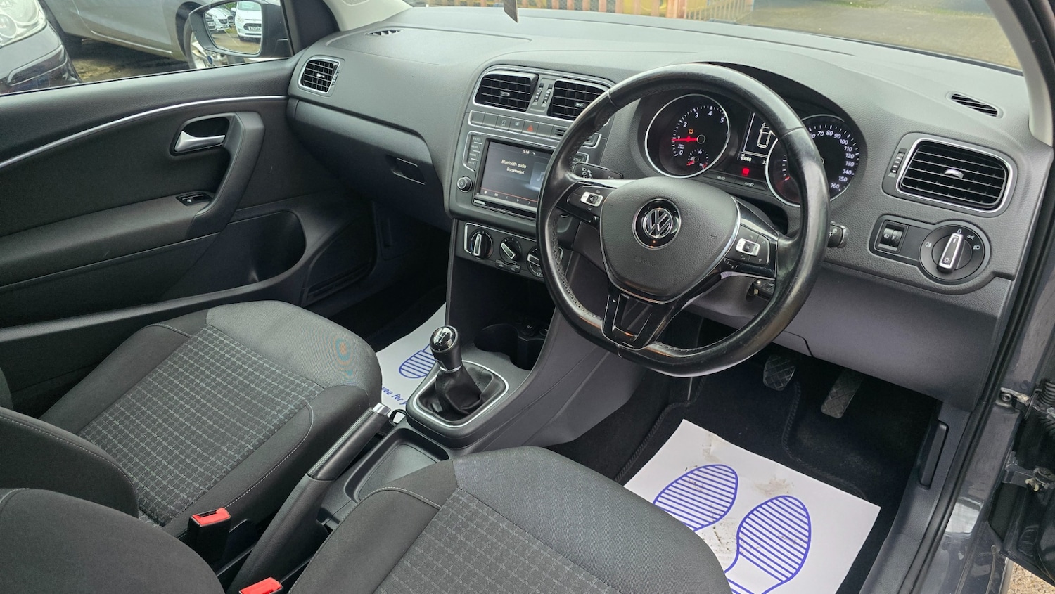 Used Volkswagen Polo 2015 for sale - 76412640: Photo 15