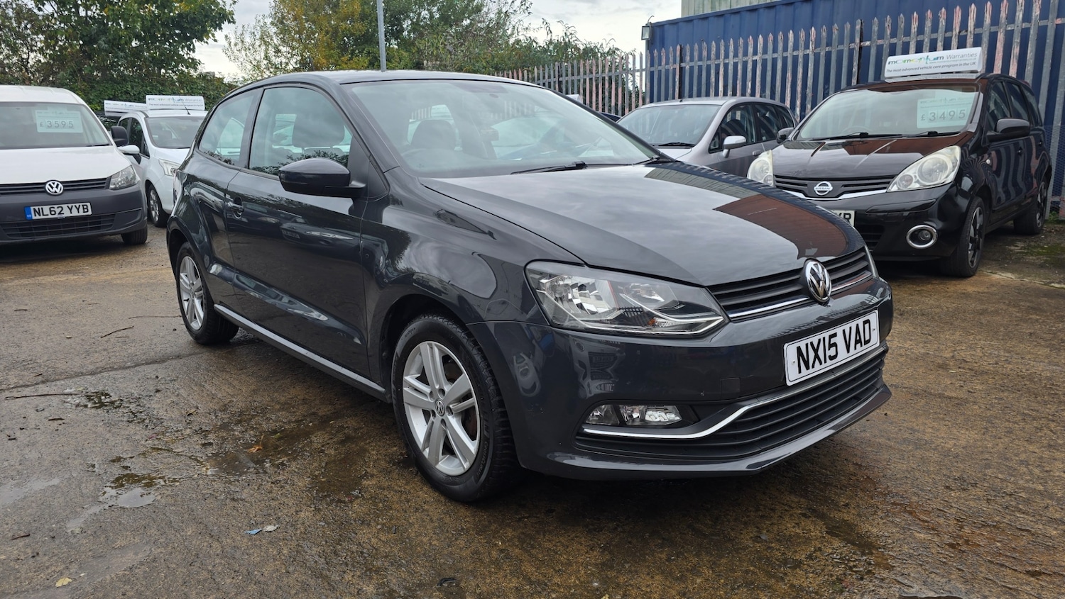 Used Volkswagen Polo 2015 for sale - 76412640: Photo 2