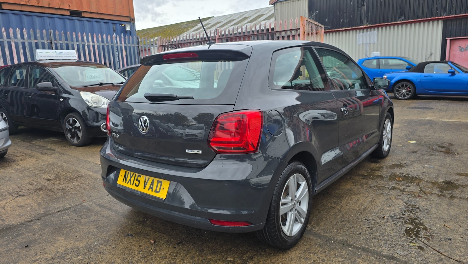 Used Volkswagen Polo 2015 for sale - 76412640: Photo 4