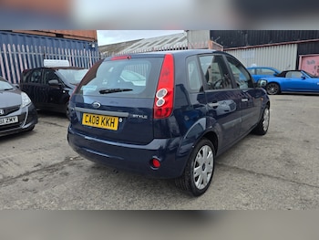 Used Ford Fiesta 2008 for sale - 76263456: Photo 3