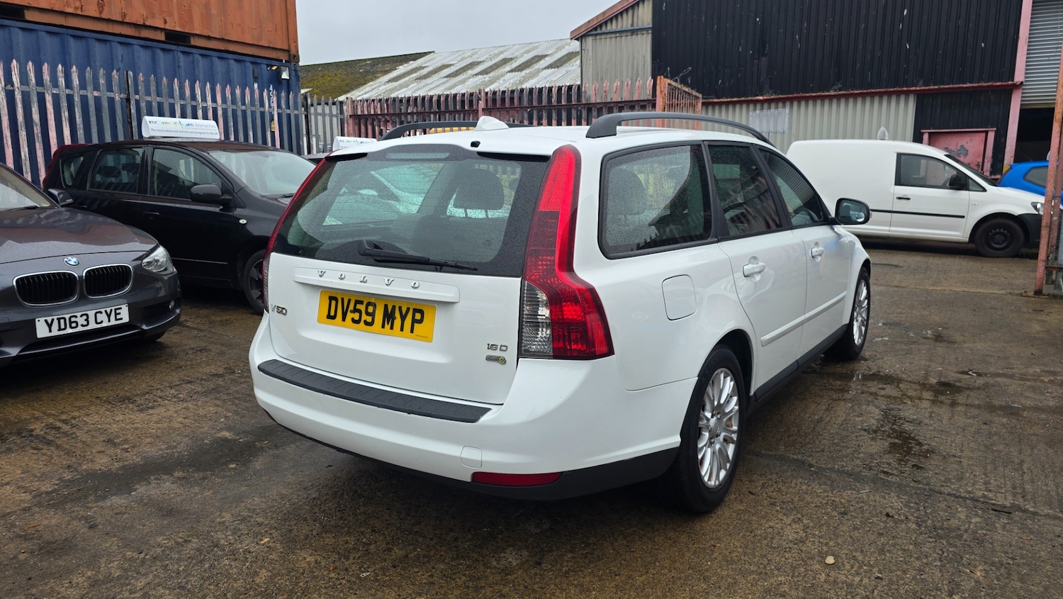 Used Volvo V50 2009 for sale - 76009167: Photo 4