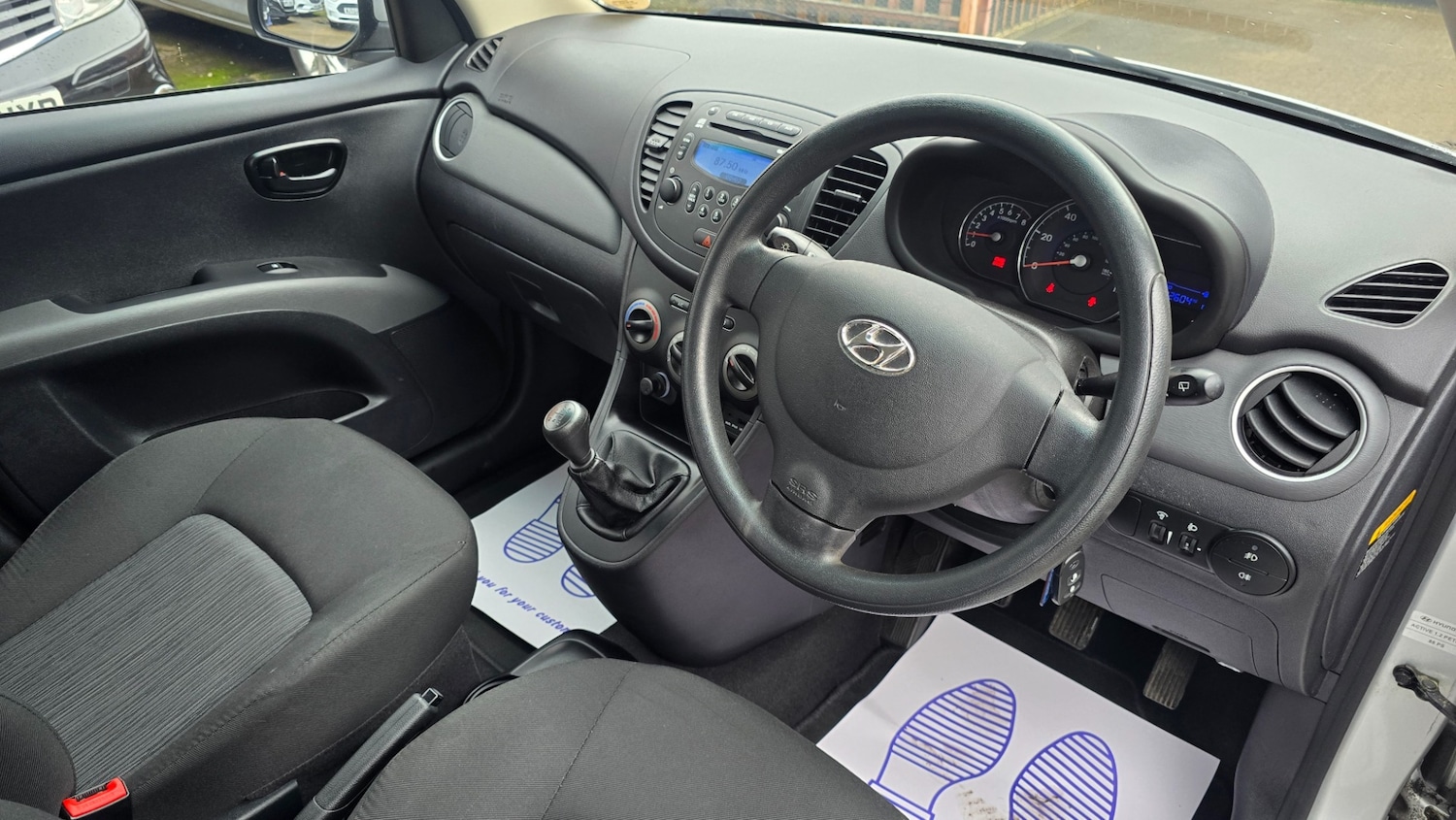 Used Hyundai i10 2013 for sale - 76487162: Photo 16