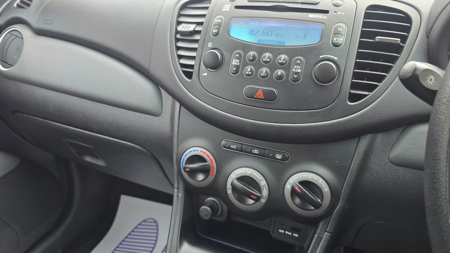 Used Hyundai i10 2013 for sale - 76487162: Photo 18