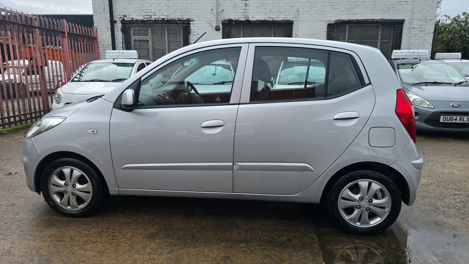 Used Hyundai i10 2013 for sale - 76487162: Photo 6