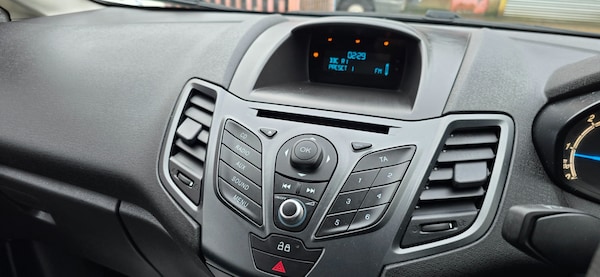 Used Ford Fiesta 2013 for sale - 74805532: Photo 18