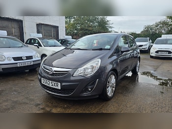 Vauxhall - Corsa
