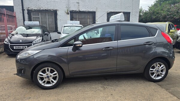 Used Ford Fiesta 2016 for sale - 75270452: Photo 5