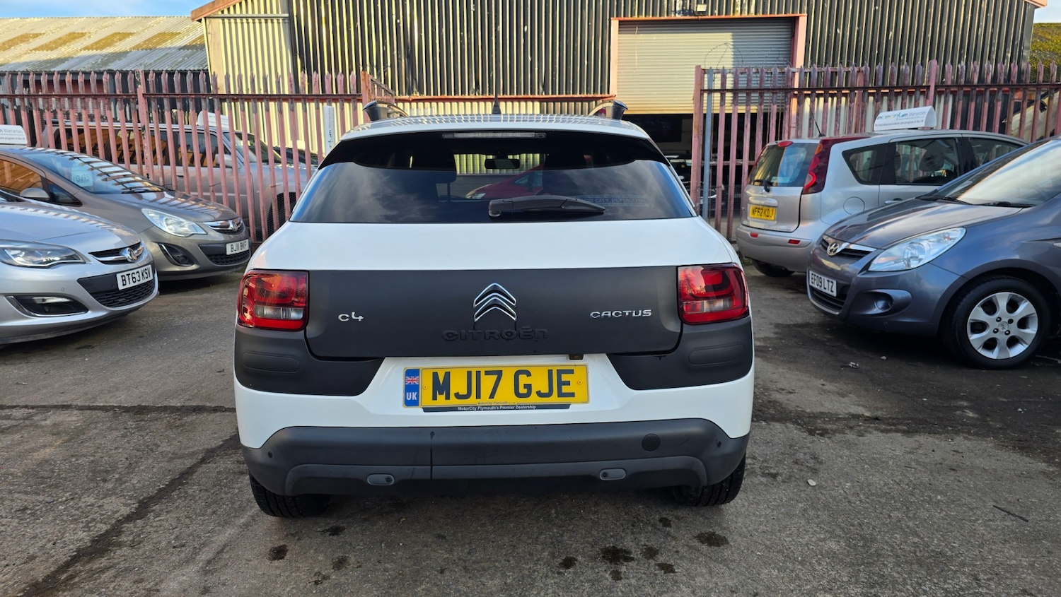 Used Citroen C4 Cactus 2017 for sale - 77709191: Photo 8