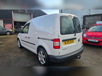 Used Volkswagen Caddy 2015 for sale - 77241977: Photo