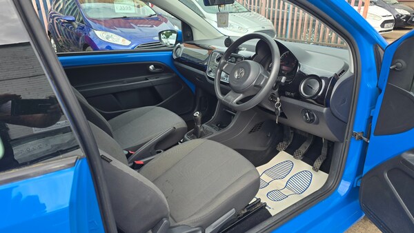 Used Volkswagen up! 2014 for sale - 74887177: Photo 18