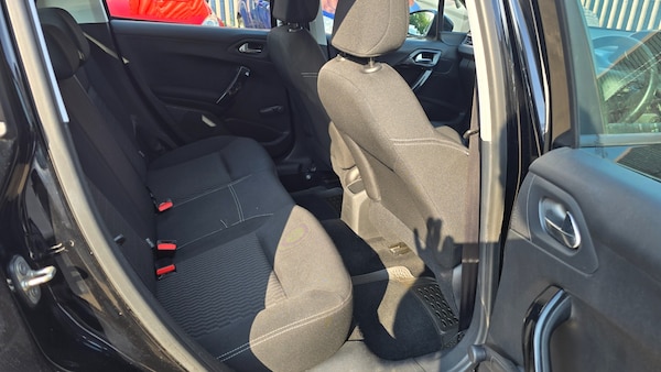 Used Peugeot 208 2016 for sale - 74829235: Photo 14