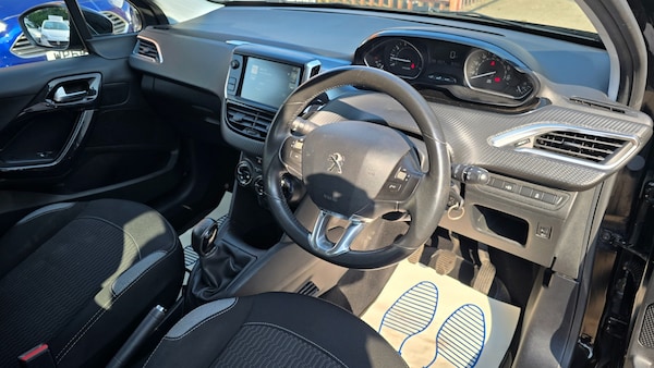 Used Peugeot 208 2016 for sale - 74829235: Photo 15