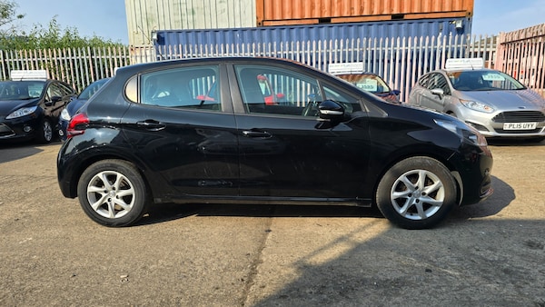 Used Peugeot 208 2016 for sale - 74829235: Photo 7