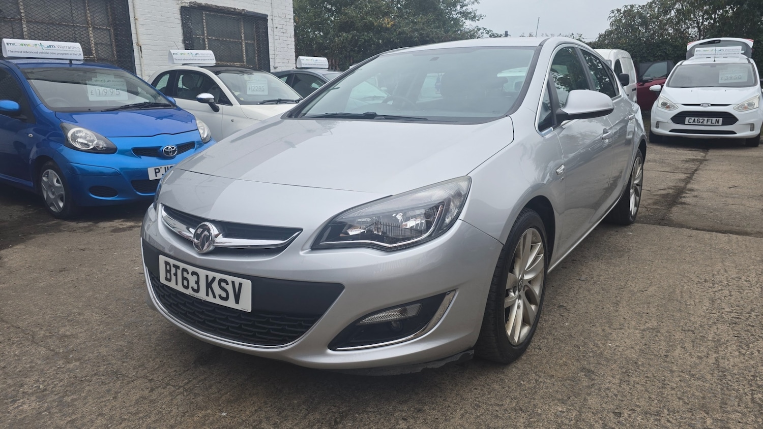 Used Vauxhall Astra 2013 for sale - 76374081: Photo 1