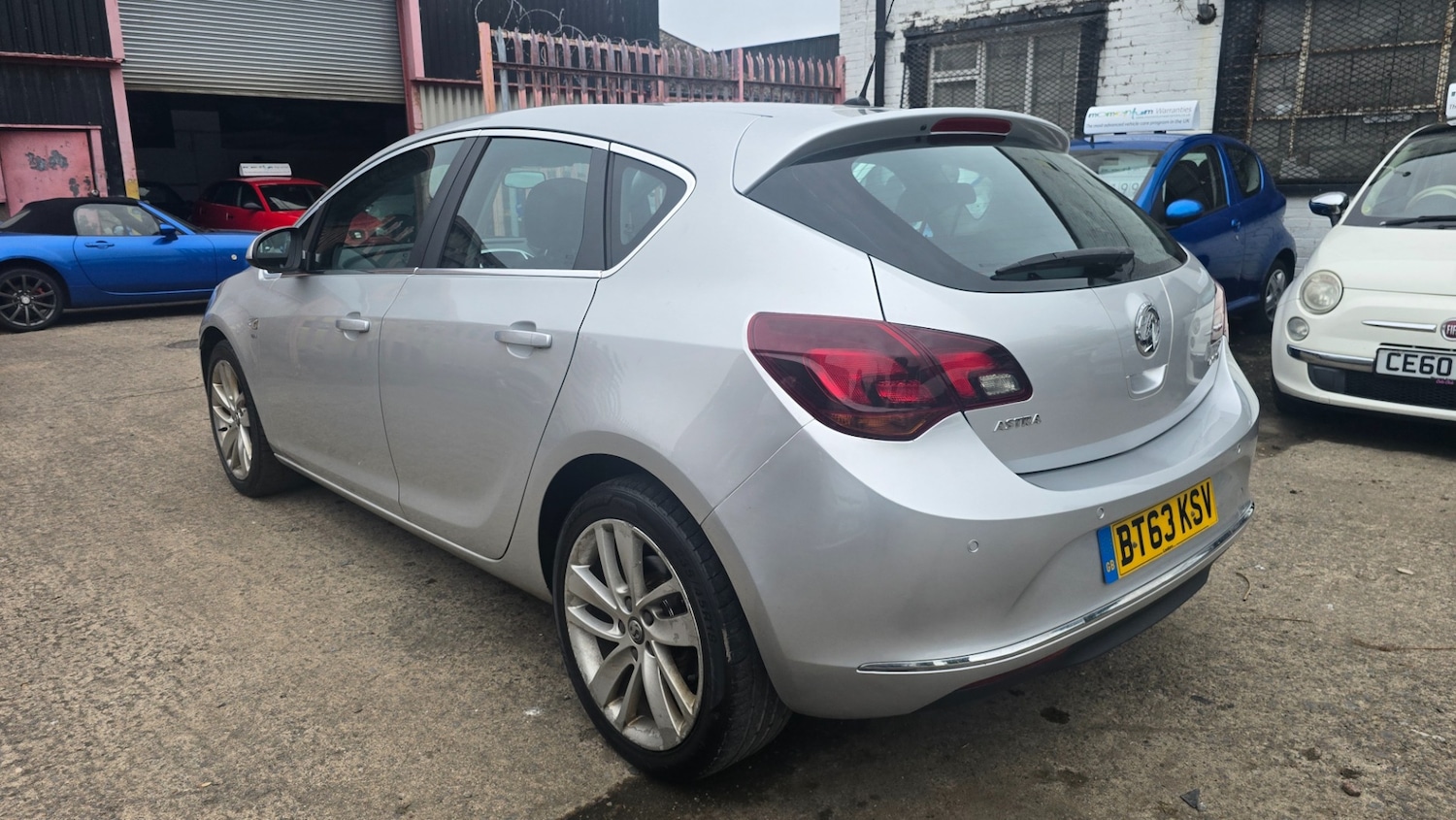 Used Vauxhall Astra 2013 for sale - 76374081: Photo 6