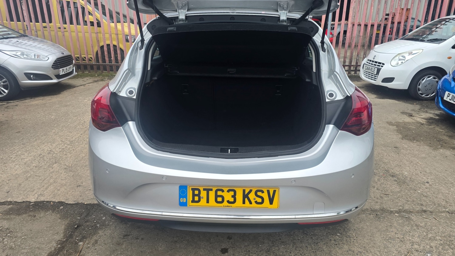 Used Vauxhall Astra 2013 for sale - 76374081: Photo 9