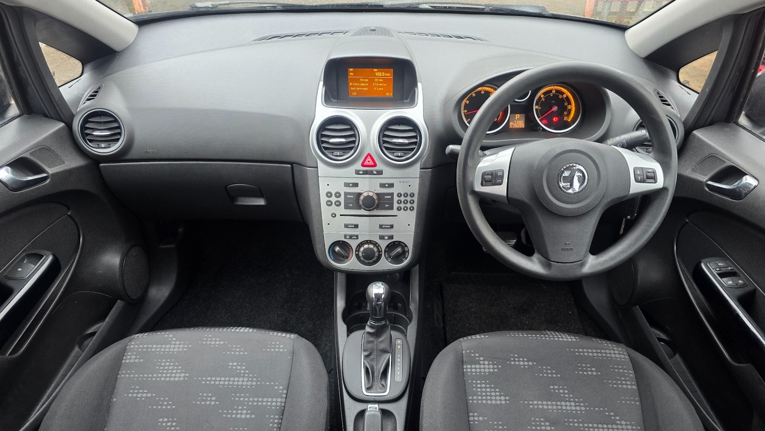 Used Vauxhall Corsa 2011 for sale - 77454620: Photo 11