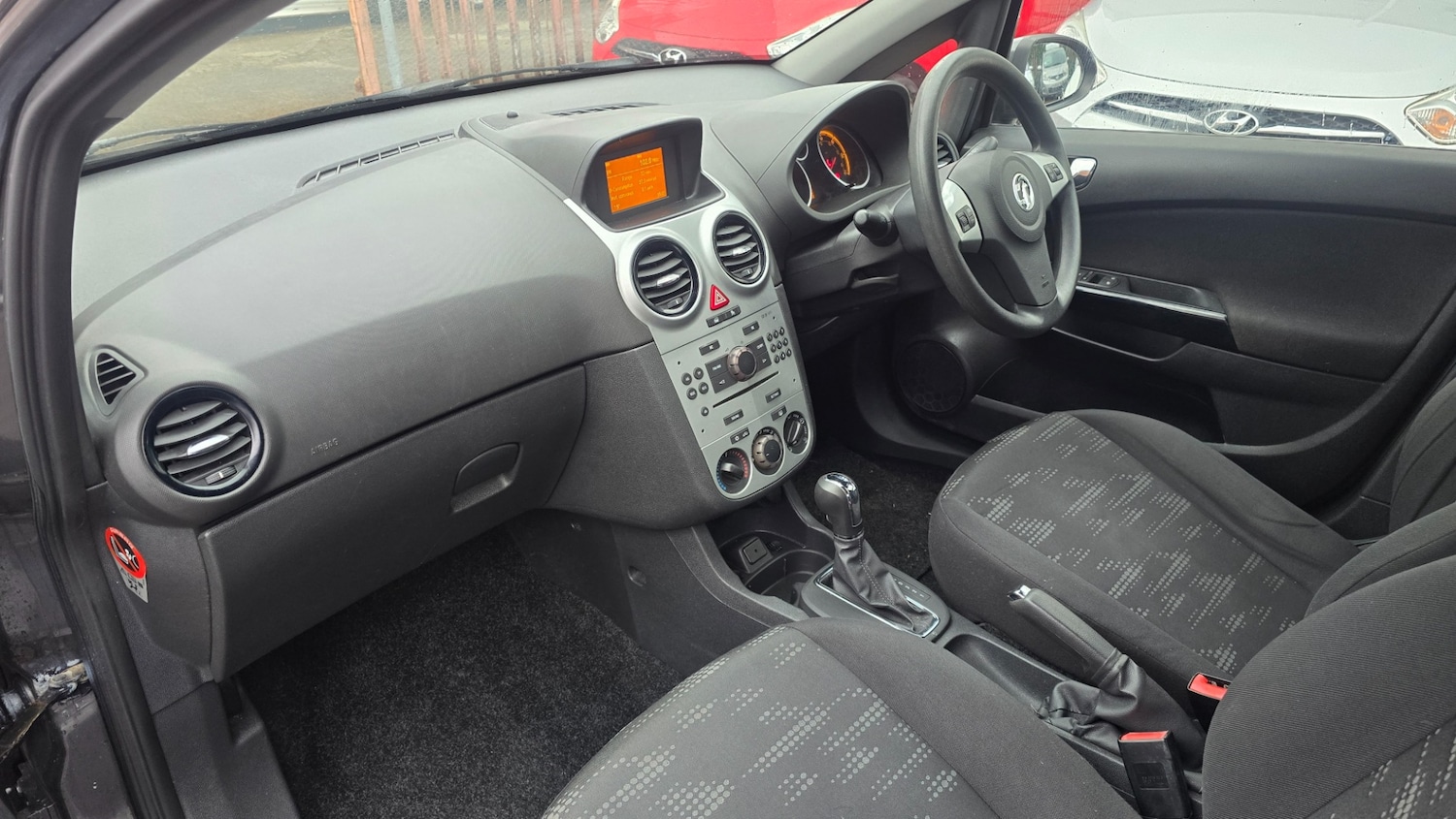 Used Vauxhall Corsa 2011 for sale - 77454620: Photo 13