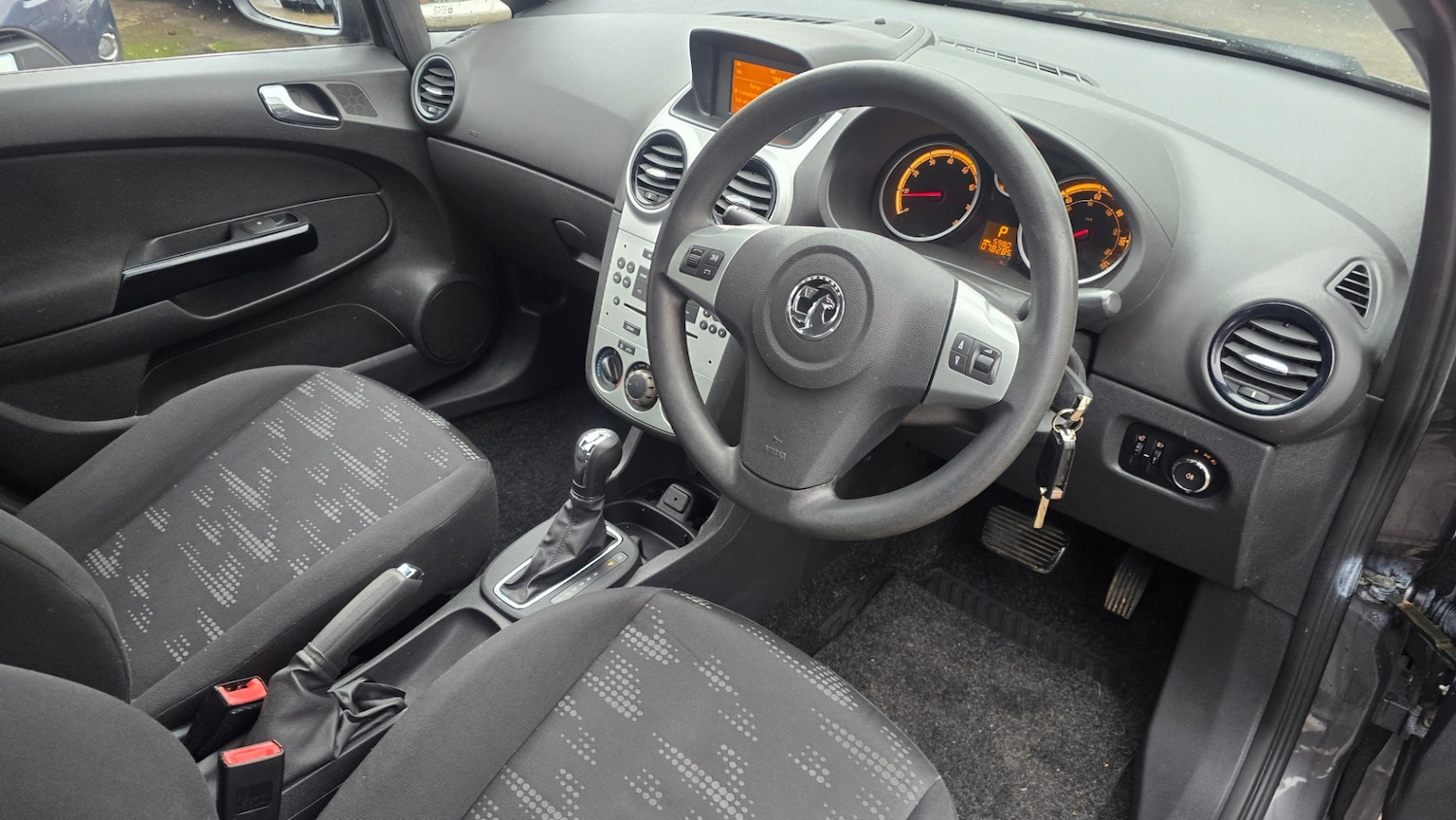 Used Vauxhall Corsa 2011 for sale - 77454620: Photo 15