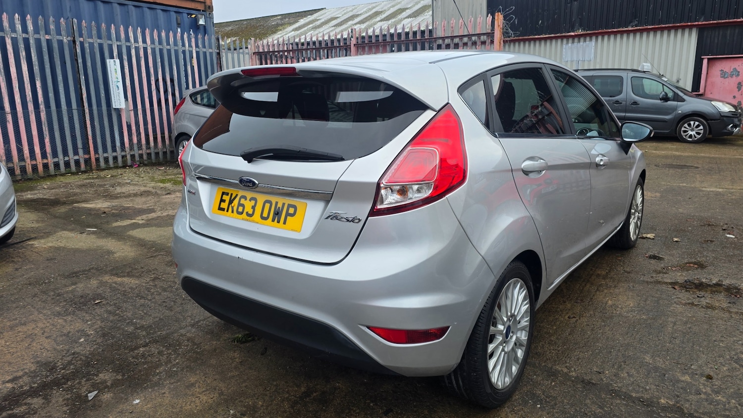 Used Ford Fiesta 2013 for sale - 77159148: Photo 3