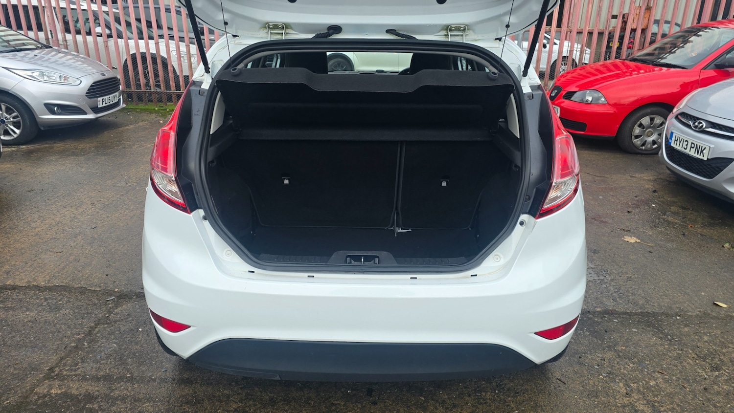 Used Ford Fiesta 2014 for sale - 77135790: Photo 10