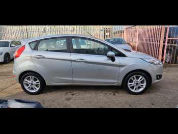 Used Ford Fiesta 2015 for sale - 74807503: Photo