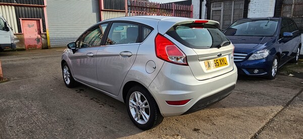 Used Ford Fiesta 2015 for sale - 74807503: Photo 5