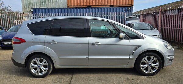 Used Ford S-Max 2011 for sale - 74805407: Photo 5