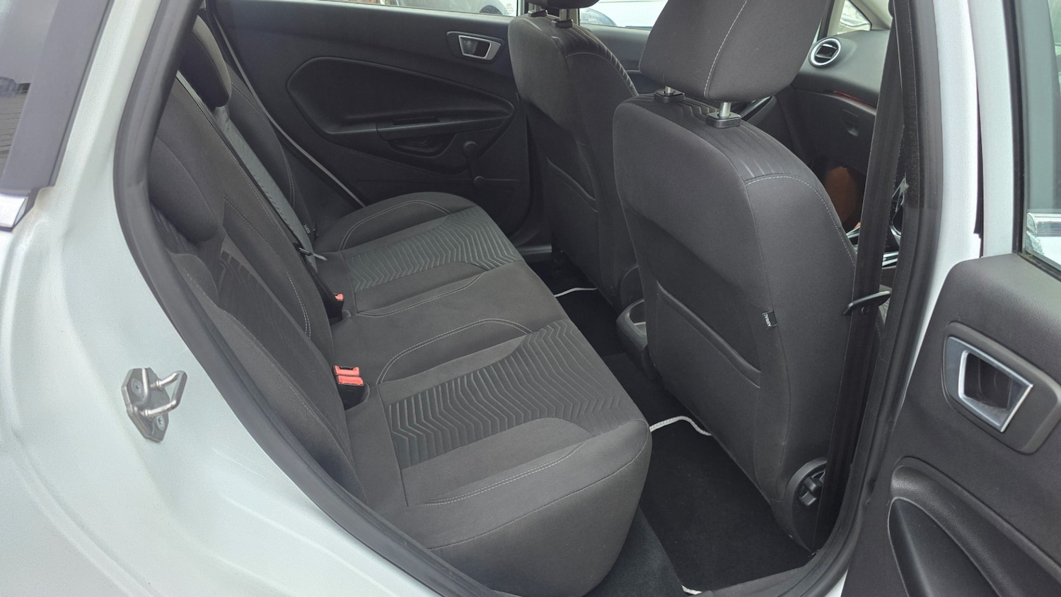 Used Ford Fiesta 2015 for sale - 77733351: Photo 12