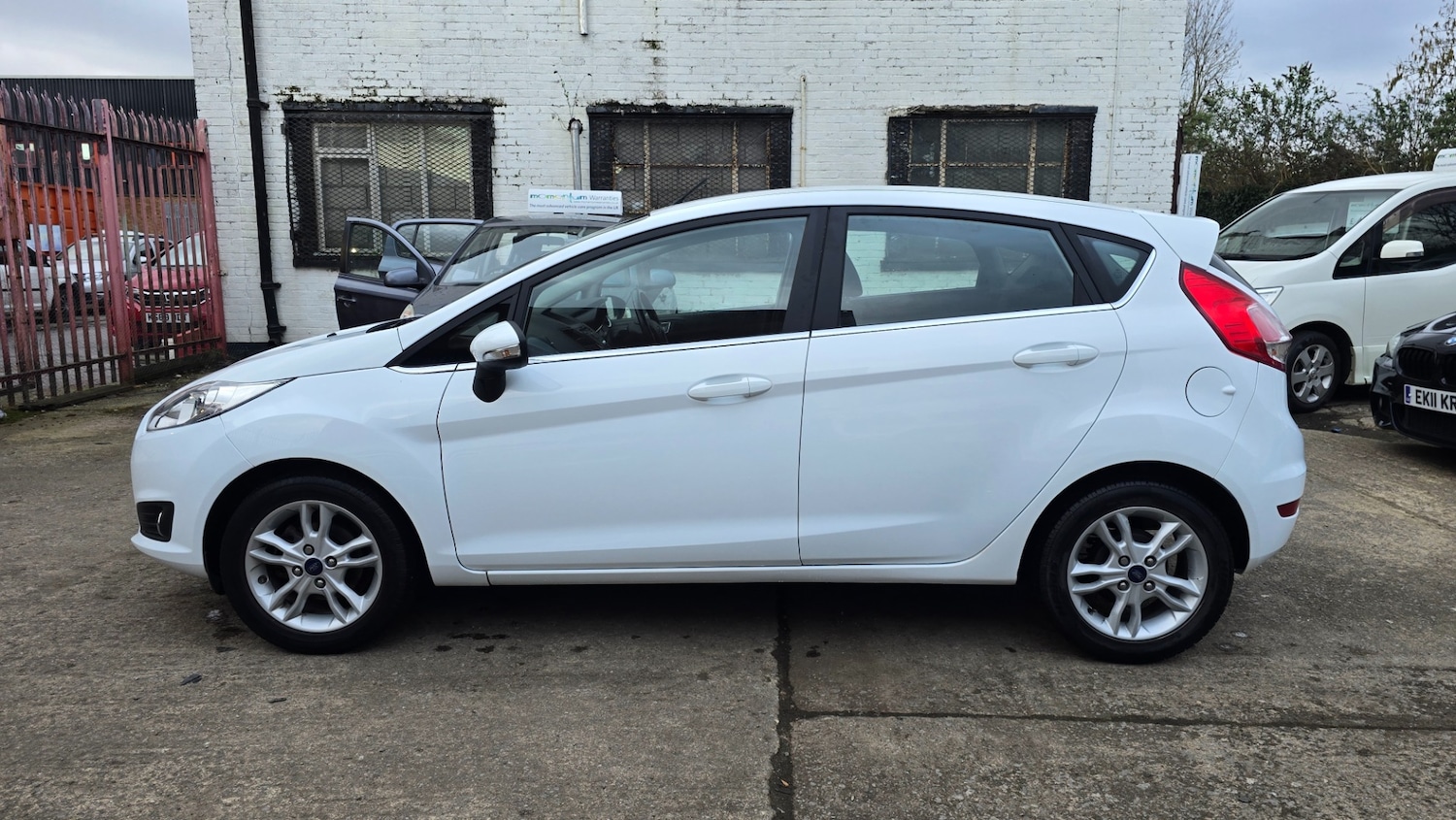 Used Ford Fiesta 2015 for sale - 77733351: Photo 5